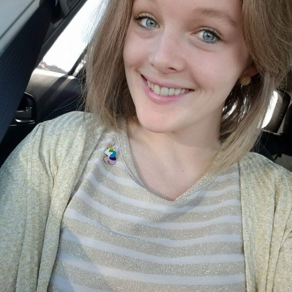 Meet your Posher, Grace - Picture 2 of 2